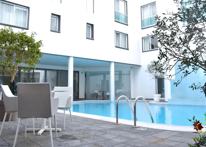 Do Colegio Ponta Delgada