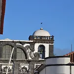 Do Colegio Szálloda