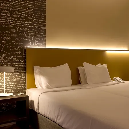 도 콜레지오 4*